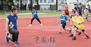 卡塔尔网球赛16强 阿卡因轻敌险些翻船