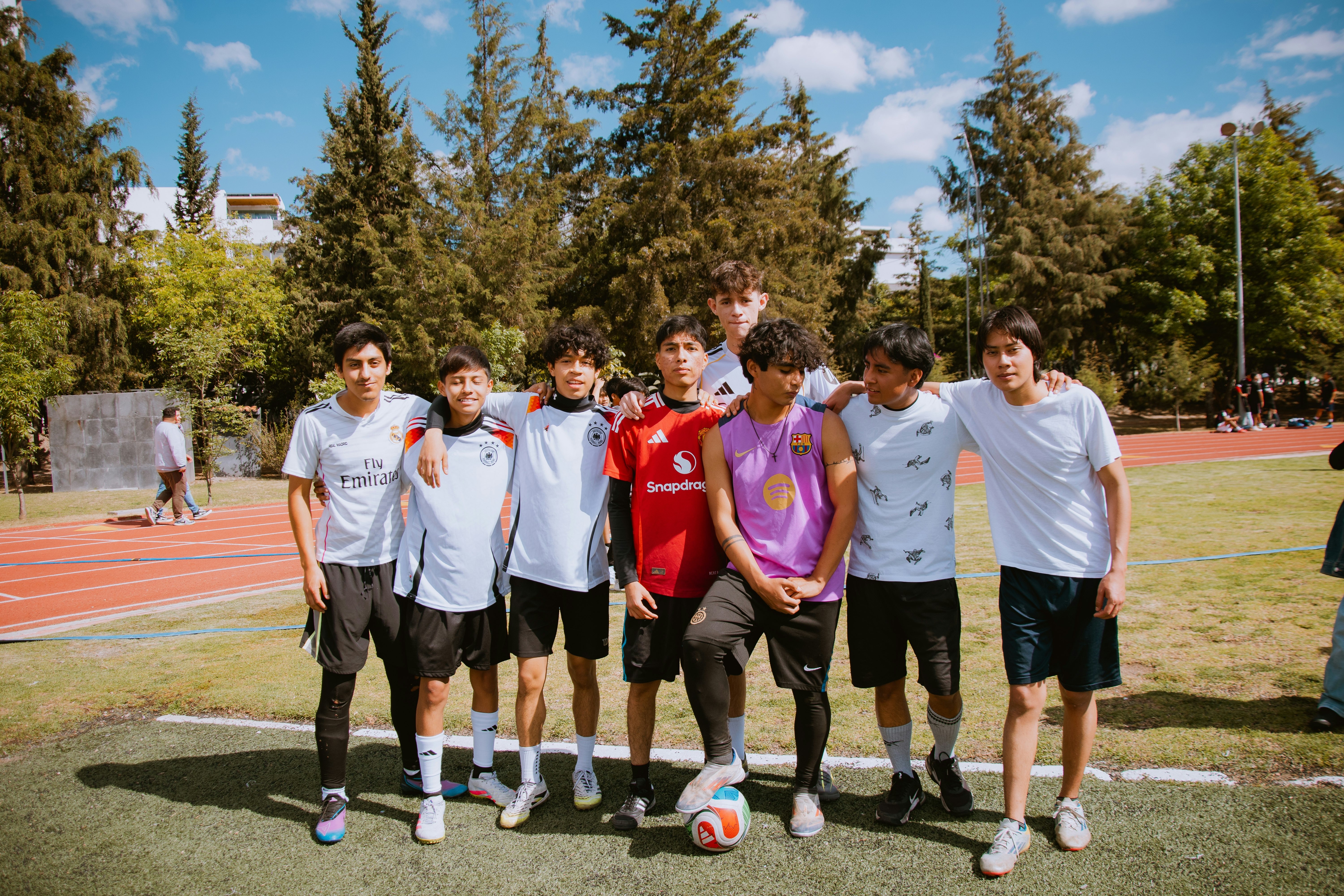 1996-97赛季 24分 投篮9／11